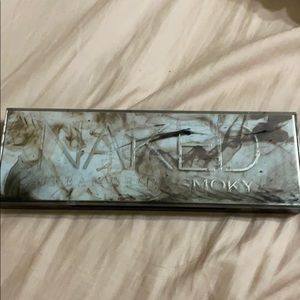 Urban Decay Naked Smoky Eyeshadow